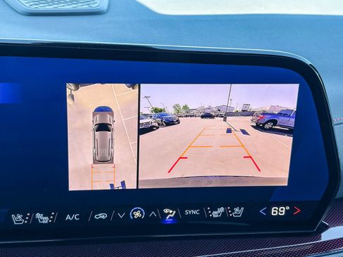 Used 2024 Chevrolet Traverse RS w/ LPO, Floor Liner Package image 23