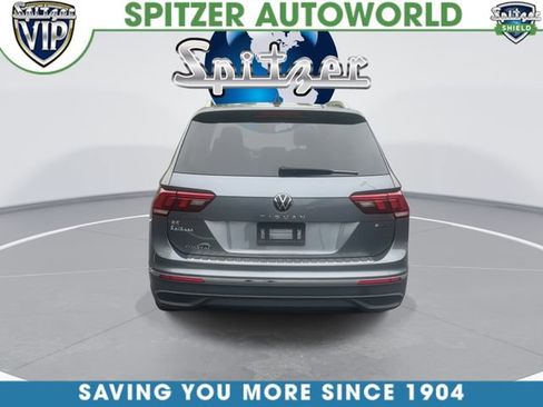 Used 2023 Volkswagen Tiguan SE w/ Panoramic Sunroof Package AWD/4WD image 8