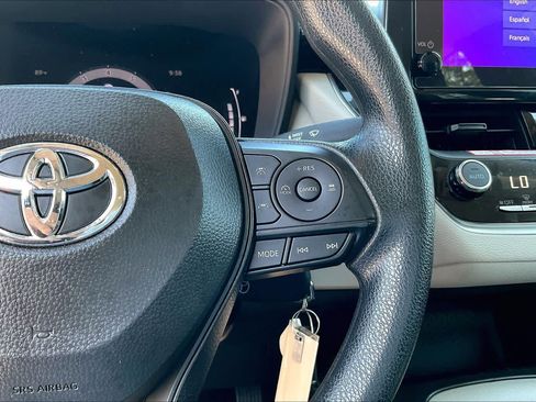Used 2026 Toyota Corolla LE FWD image 24