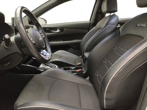 Used 2024 Kia Forte GT-Line w/ GT-Line Premium Package image 16