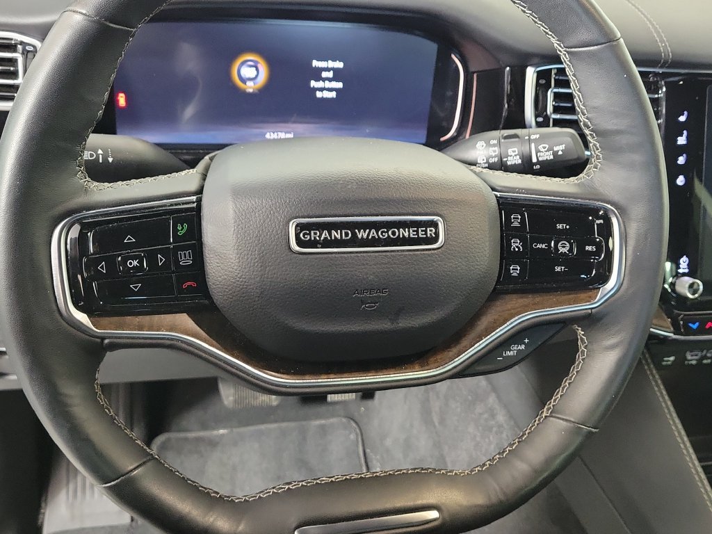 Used 2025 Jeep Grand Wagoneer 4WD image 15
