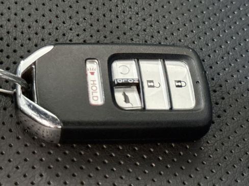 Used 2024 Honda Passport EX-L image 28