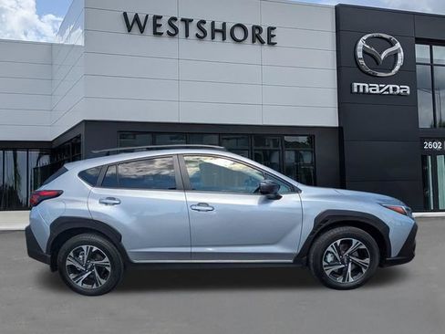 Used 2024 Subaru Crosstrek 2.0i Premium AWD/4WD image 2