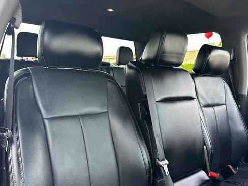 Used 2018 Ford F150 Lariat w/ Equipment Group 501A Mid AWD/4WD image 16