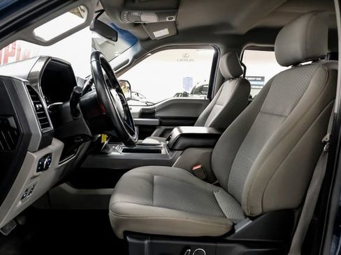 Used 2018 Ford F150 XLT w/ Equipment Group 302A Luxury image 4