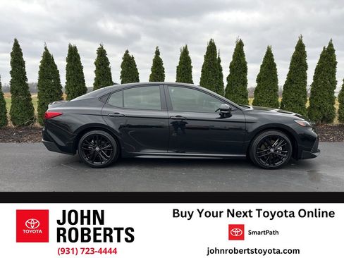 Certified 2025 Toyota Camry SE w/ Convenience Package image 1