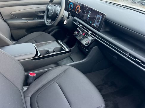 New 2026 Hyundai Tucson SEL image 16