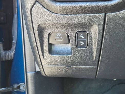 Used 2023 RAM 1500 Laramie AWD/4WD image 33