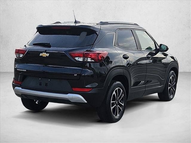 Used 2025 Chevrolet TrailBlazer LT FWD image 5