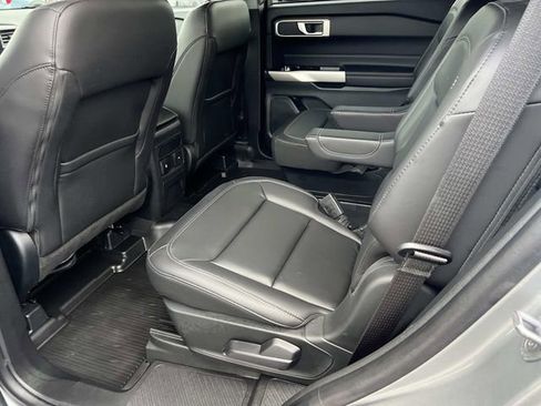 Certified 2024 Ford Explorer XLT w/ Equipment Group 202A image 14