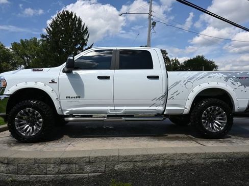 Used 2024 RAM 2500 Big Horn AWD/4WD image 8