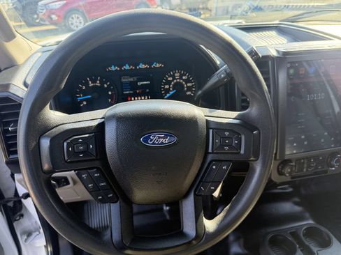 Used 2017 Ford F150 XL w/ Equipment Group 101A Mid RWD image 9