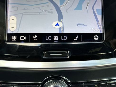 Used 2024 Volvo S60 B5 Ultimate image 17