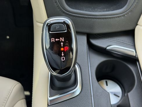 Used 2019 Cadillac XT5 Premium Luxury FWD image 24