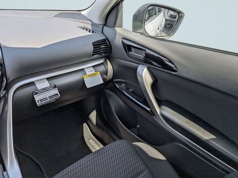 New 2026 Mitsubishi Eclipse Cross LE AWD/4WD image 16