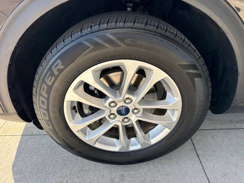 Used 2020 Ford Escape SE AWD/4WD image 16