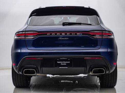 Certified 2026 Porsche Macan AWD/4WD image 10