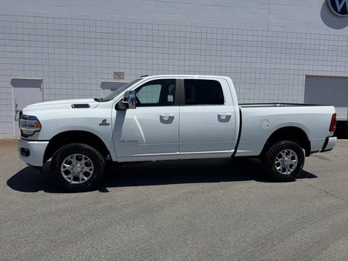 Used 2024 RAM 2500 Laramie w/ Safety Group AWD/4WD image 3