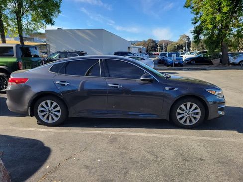 Used 2018 Kia Optima EX image 8