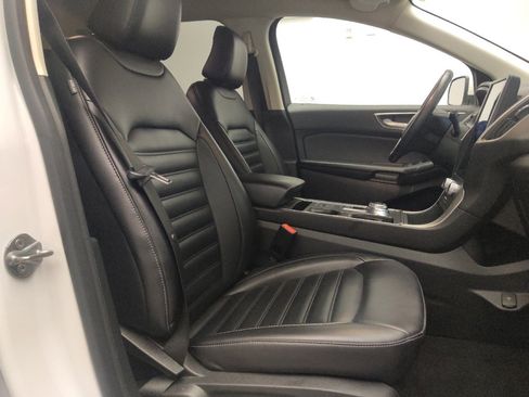 Used 2022 Ford Edge SEL image 21