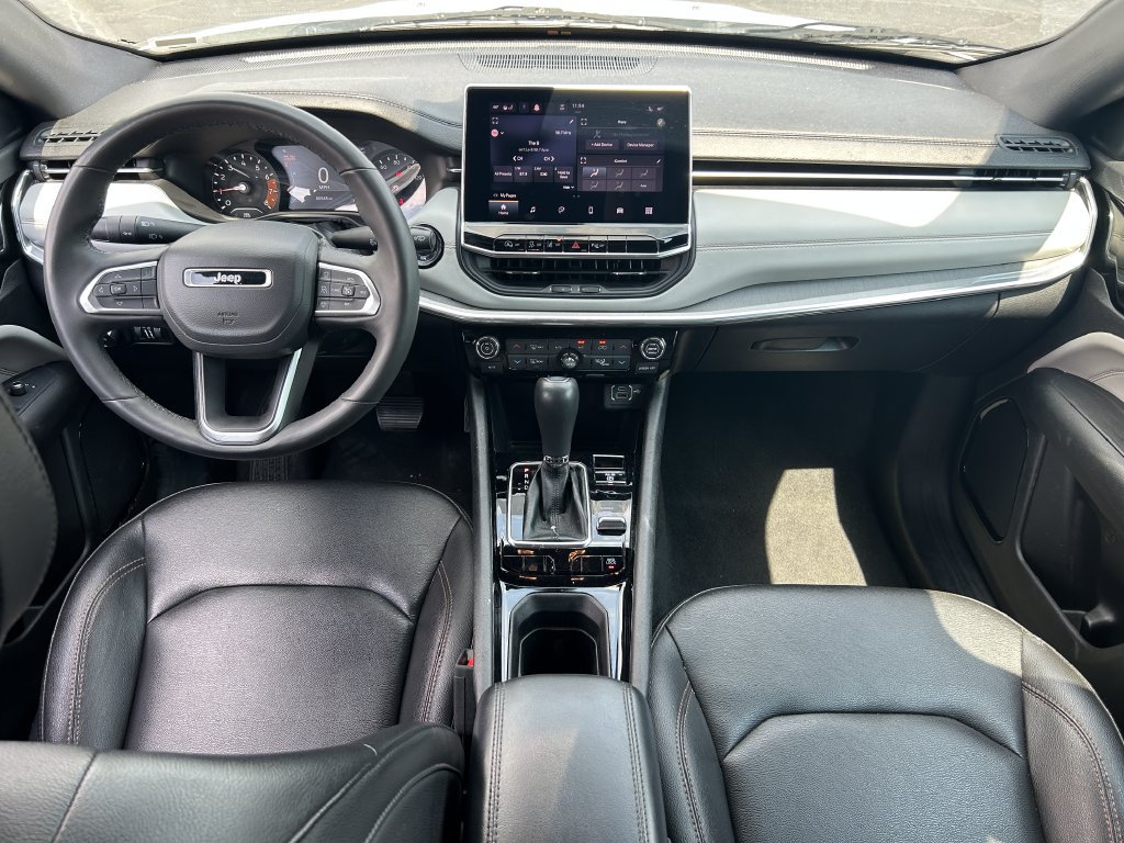Used 2023 Jeep Compass Limited AWD/4WD image 29