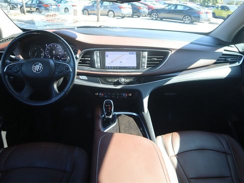 Used 2020 Buick Enclave Avenir w/ Avenir Technology Package image 24