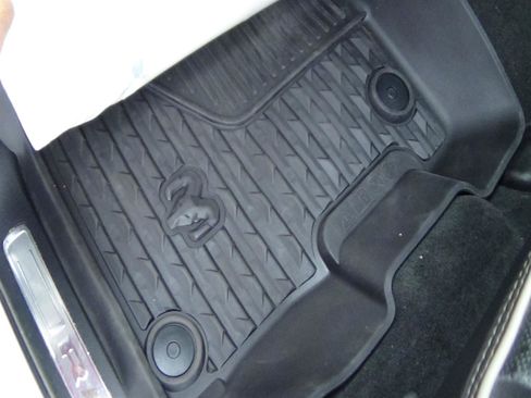 Certified 2022 RAM 1500 Laramie AWD/4WD image 17