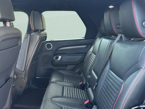 Used 2017 Land Rover Discovery HSE Luxury AWD/4WD image 26