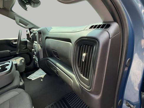 Used 2024 Chevrolet Silverado 1500 Custom AWD/4WD image 10