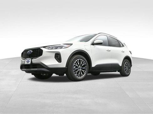 New 2025 Ford Escape SE image 35