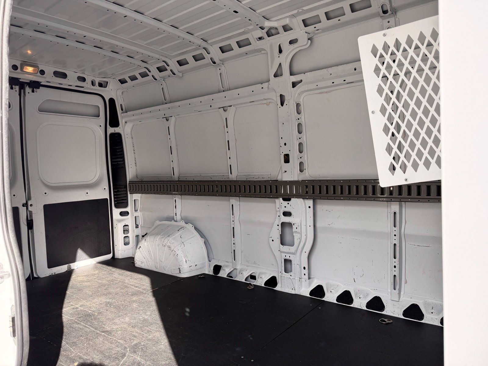 Used 2021 RAM ProMaster 2500 FWD image 22