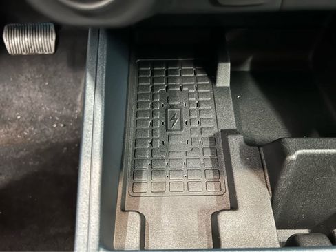 New 2025 Ford Maverick Lariat w/ Black Appearance Package image 28