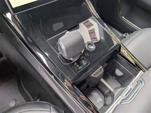 New 2025 Land Rover Range Rover Sport Dynamic SE image 11