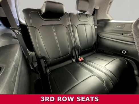 Used 2021 Jeep Grand Cherokee L Limited AWD/4WD image 26