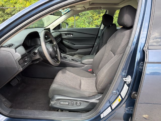 Used 2024 Honda Accord EX image 11