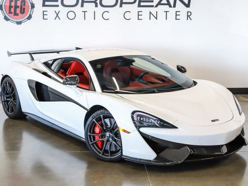 Used 2016 McLaren 570S Coupe RWD image 23