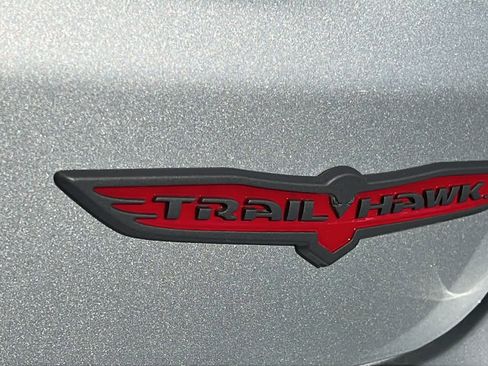 New 2026 Jeep Compass Trailhawk image 31