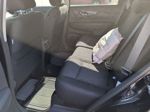 Used 2020 Nissan Rogue S w/ Special Edition Package image 13