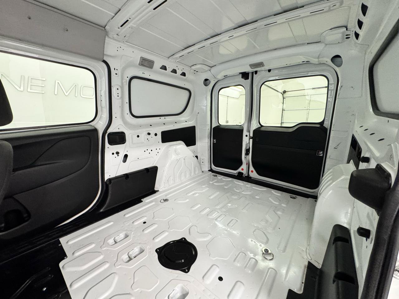 Used 2021 RAM ProMaster City Tradesman FWD image 15