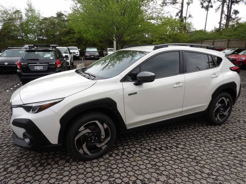 New 2026 Subaru Crosstrek 2.5i Limited w/ Crosstrek Mirror Package AWD/4WD image 3