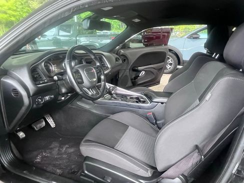 Used 2022 Dodge Challenger R/T RWD image 6