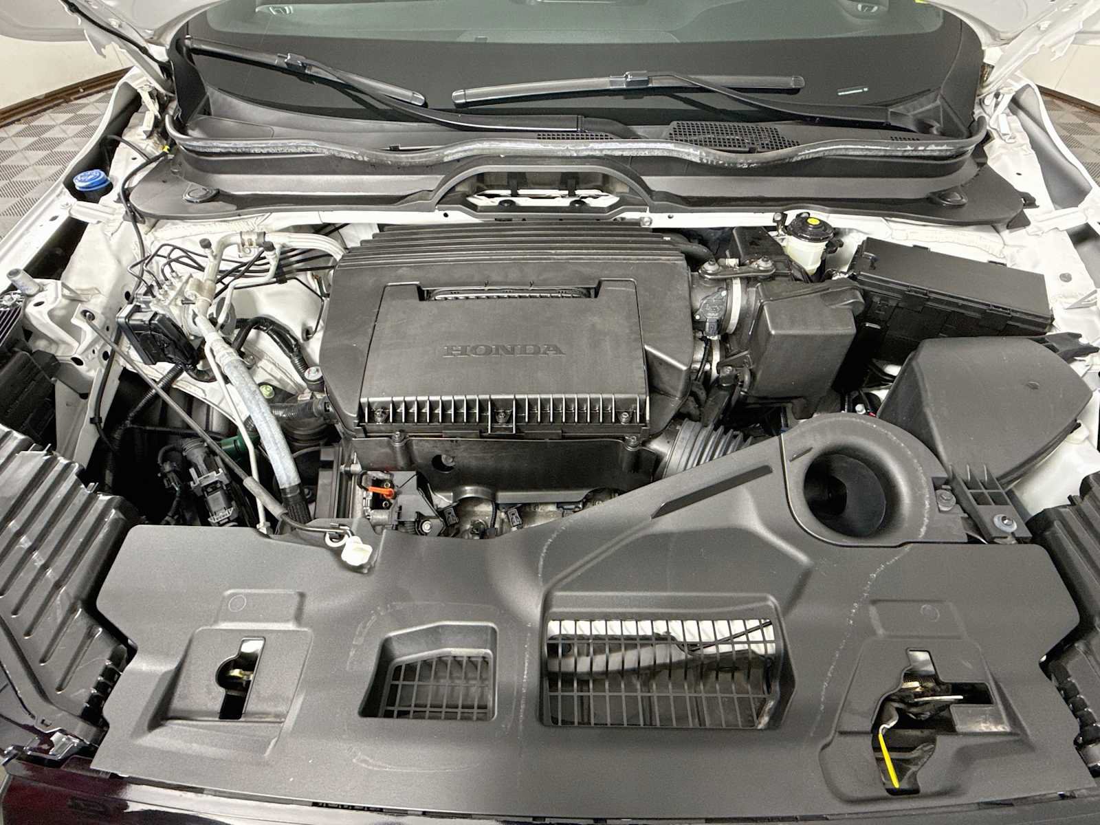 Certified 2024 Honda Pilot TrailSport image 31