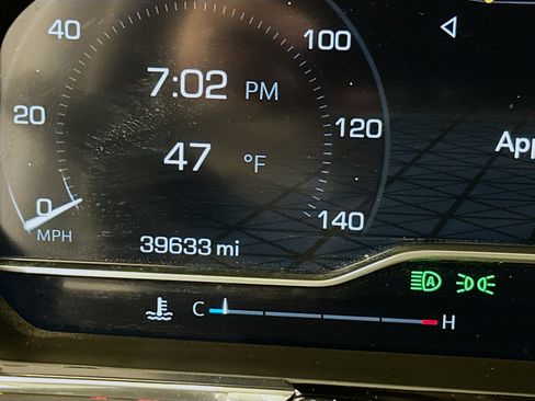 Used 2025 GMC Sierra 1500 SLT image 19