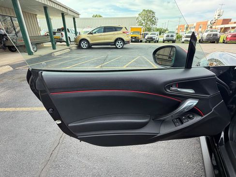 Used 2017 FIAT 124 Spider Abarth RWD image 15