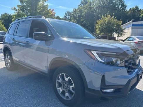 Used 2022 Honda Passport TrailSport image 11
