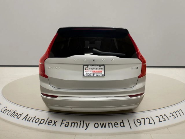 Used 2025 Volvo XC90 B5 Core AWD/4WD image 4