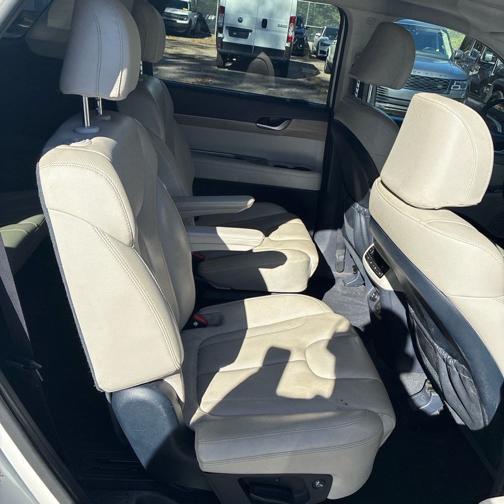 Used 2021 Hyundai Palisade SEL w/ Premium Package AWD/4WD image 12