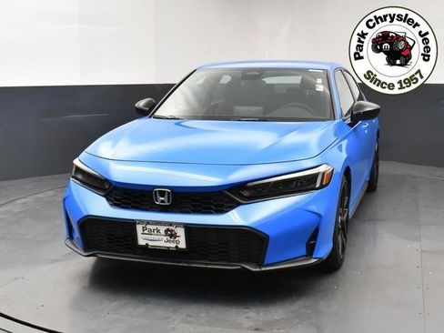Used 2026 Honda Civic Sport image 2