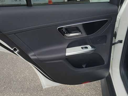 Certified 2026 Mercedes-Benz GLC 300 4MATIC image 11