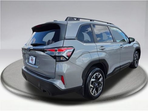 Certified 2025 Subaru Forester Premium AWD/4WD image 12